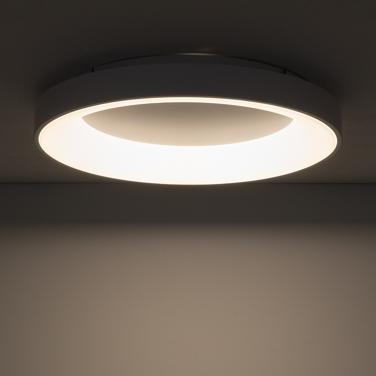 NIKKI ROUND LED white 60W 3000K 11202 Nowodvorski Lighting